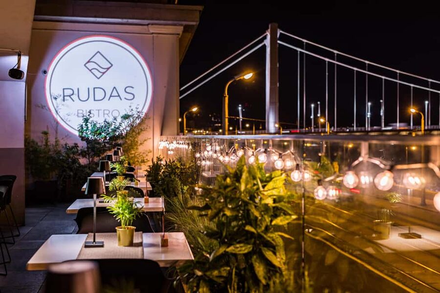 Budapest: Rudas Spa Entry with 3-Course Meal - Key points to know before you go