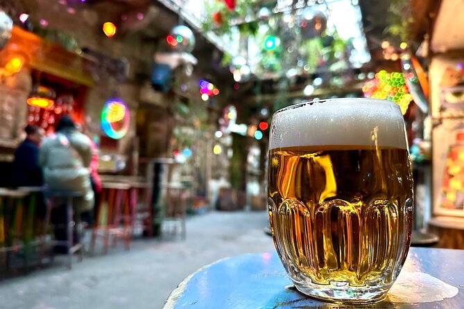 Budapest Ruin Bars Evening Walking Tour with Drinks & Street Food - Why Budapest’s ruin bars are worth seeing