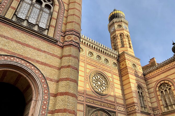 Budapest's Greatest Hits - Full Day Tour with Lunch & Metro Pass - St. Stephen’s Basilica and Liberty Square