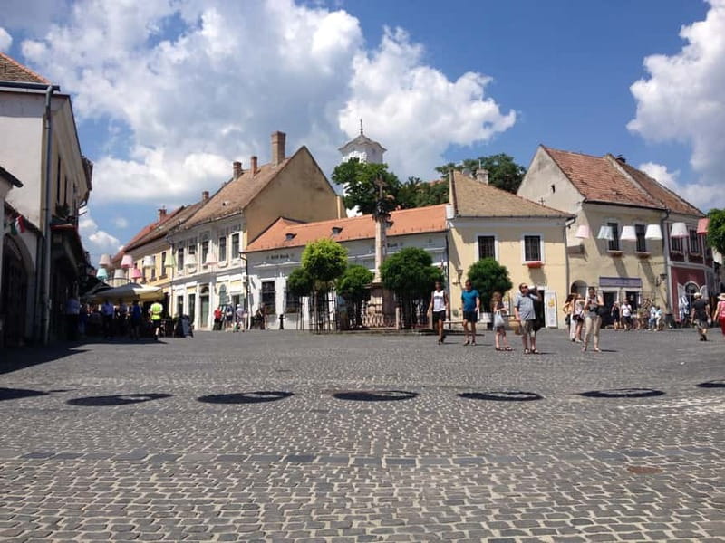 Budapest: Self-Guided Bike Tour to scenic Szentendre - Margaret Island and the Old Streets of Buda