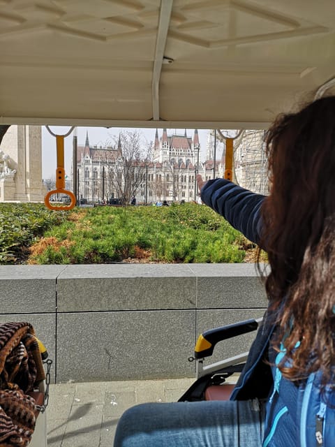 Budapest: Sightseeing Tour by Electric Tuktuk - From Oktogon to Heroes’ Square