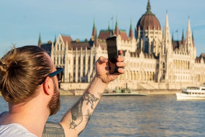 Budapest Sip and Sail Danube Cruise with Unlimited Prosecco - Boarding and settling in on the boat