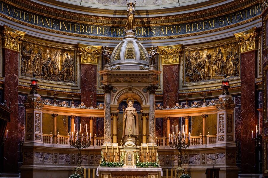 Budapest: St.Stephen's Basilica Grand Organ Concert Tickets - The panoramic terrace and Budapest views