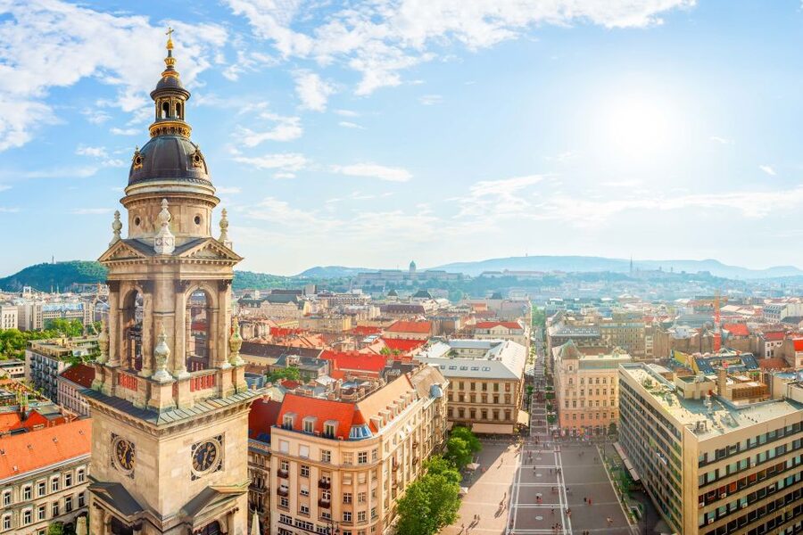 Budapest: St Stephen's Basilica Tour - How the tour fits into a Budapest day