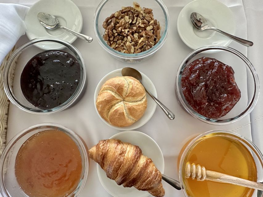 Budapest: Summer Brunch & Cruise with Prosecco or Cake - FAQ