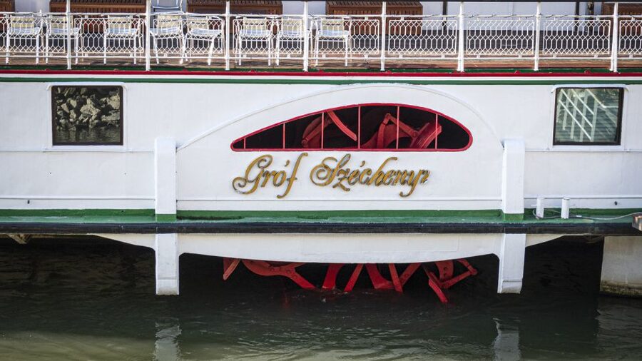 Budapest: Summer Brunch & Cruise with Prosecco or Cake - Food, drinks, and the small print that matters