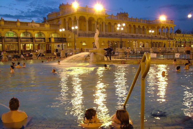 Budapest Széchenyi Spa with Danube Cruise and Optional Dinner - Who will enjoy this package most?