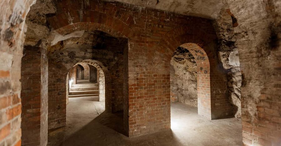 Budapest: The WWII Siege of Buda Castle & Bomb Shelter Tour - Key points to know before you go