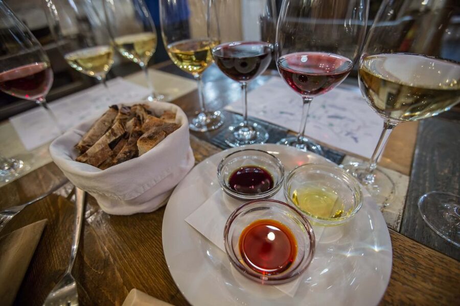 Budapest: Wine, Cheese, and Charcuterie Tasting - The five-wine route through Hungary