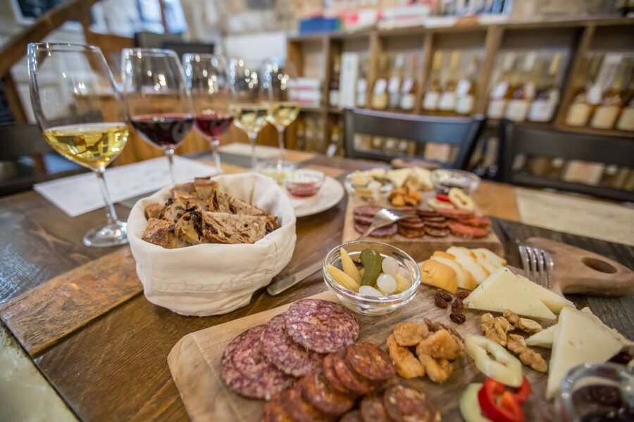 Budapest: Wine, Cheese, and Charcuterie Tasting - Starting at The Tasting Table Budapest