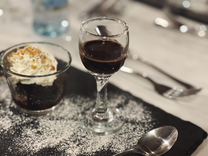 Budapest: Wine & Dine Cruise on the Danube - Is $140 good value for two hours?