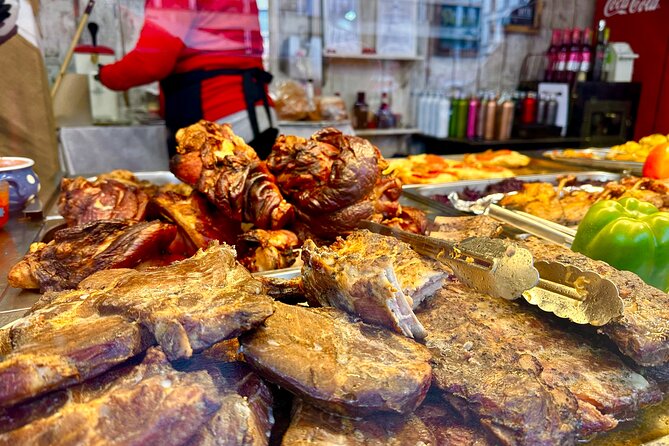 Budapest Wonderland - A Christmas Market Tour with Chimney Cake & Mulled Wine - Gresham Palace and the city between markets