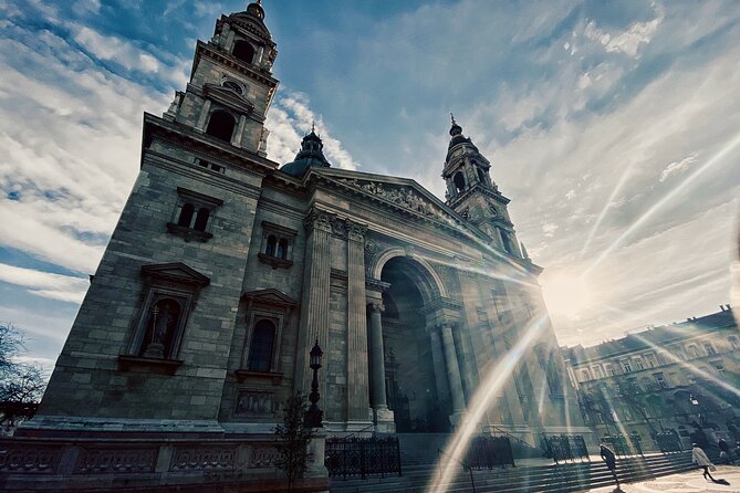 Capital Budapest - Half Day Private Tour (4hr) - Liberty Bridge and Gellért Square: Budapest from the river level