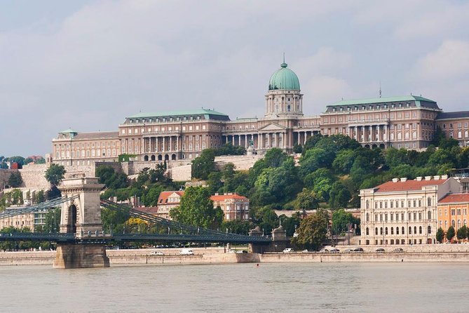 Classic Walk in Budapest - Buda Castle and the Royal Palace terrace
