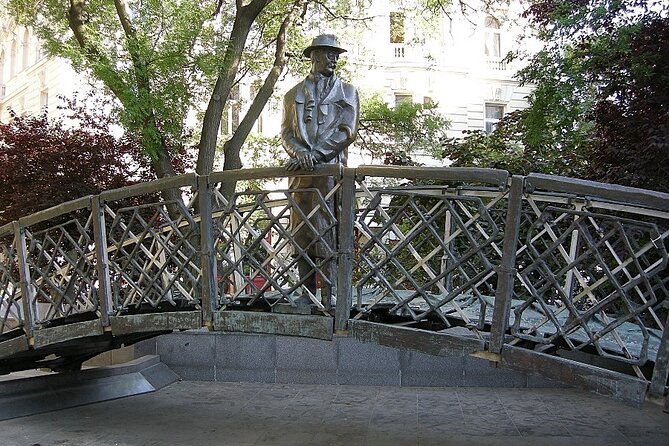 Communism in Budapest: Private Tour with House of Terror Museum - Falk Miksa Street, Columbo, and everyday Communist Budapest