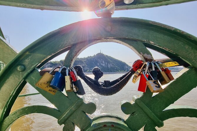 Complete Budapest - Full Day Private Tour with Lunch (8hr) - St. Stephen’s Basilica and the city center