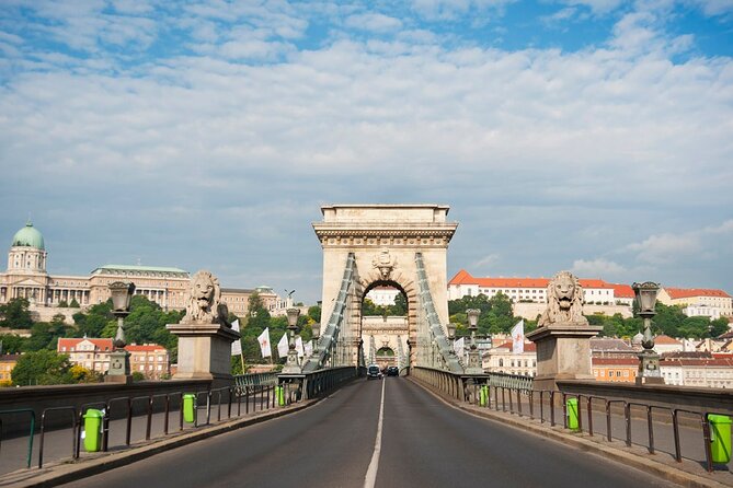 Comprehensive sightseeing tour - Szechenyi Baths and Andrassy Avenue