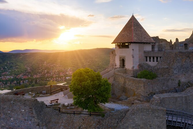 Danube Bend Full-Day Private Tour From Budapest - Visegrád’s palace, citadel, and river views
