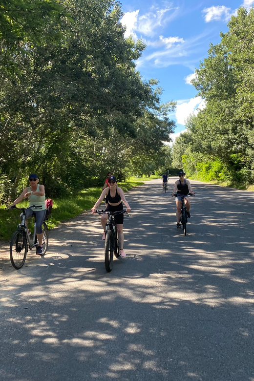 E-Bike Tour to Szentedre - Arriving in Szentendre after 25 kilometers