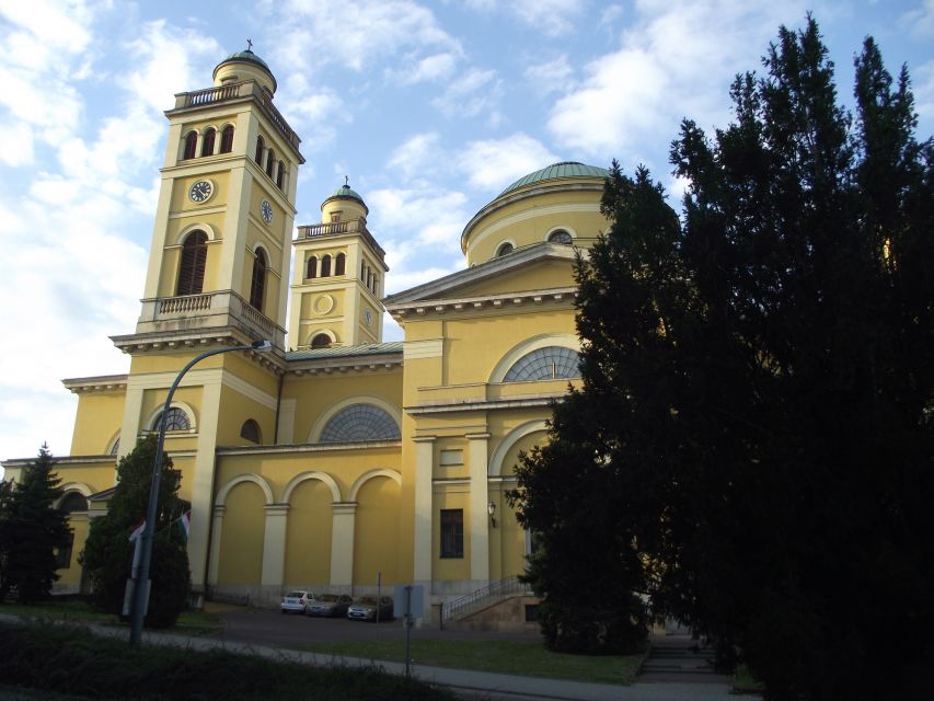 Eger: Countryside, Culture, and Wine Private Tour - The 1.5-hour drive from Budapest