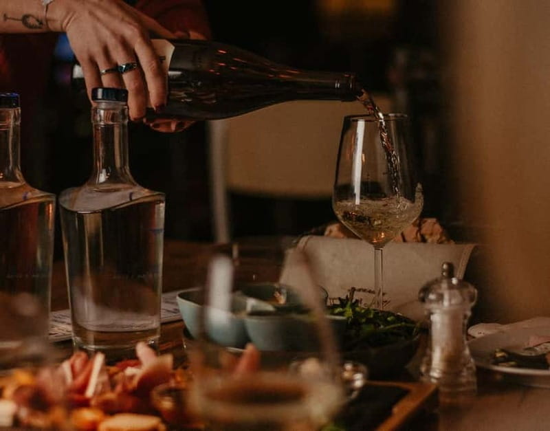 Food and Wine Tasting in Budapest by the Basilica - A two-hour pace that suits an evening