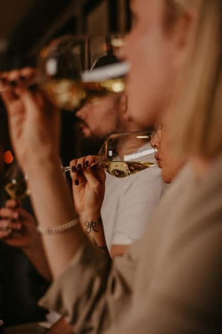 Food and Wine Tasting in Budapest by the Basilica - Is $72 per person fair?