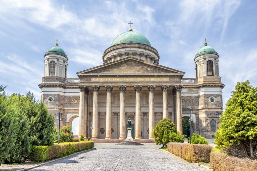 From Budapest: Danube Bend Day Trip in English - Esztergom Basilica and the view into Slovakia
