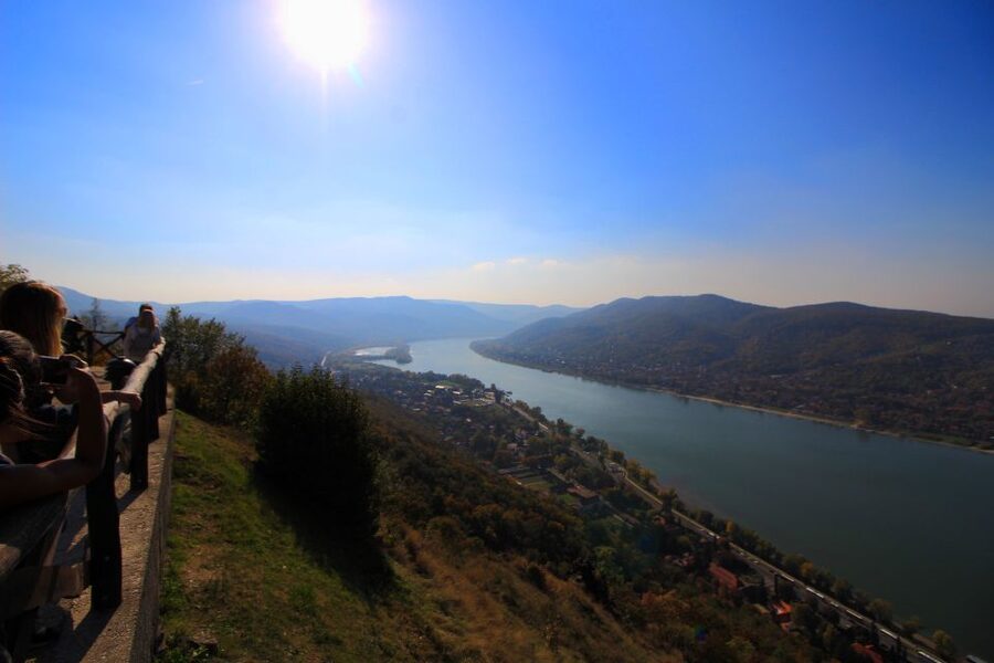 From Budapest: Danube Bend & Szentendre Tour with Lunch - Why the Danube Bend makes a good day out