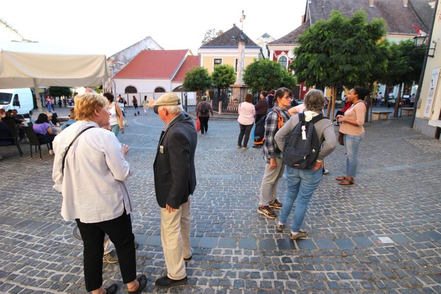 From Budapest: Danube Bend & Szentendre Tour with Lunch - Should you book the Danube Bend tour?