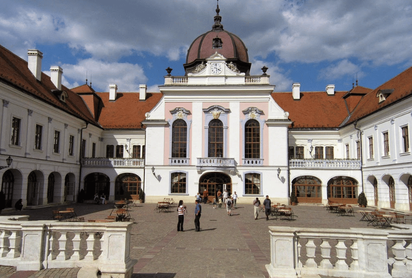 From Budapest: Gödöllő Palace of Queen Elizabeth Tour - Why Gödöllő Palace makes a worthwhile half-day trip