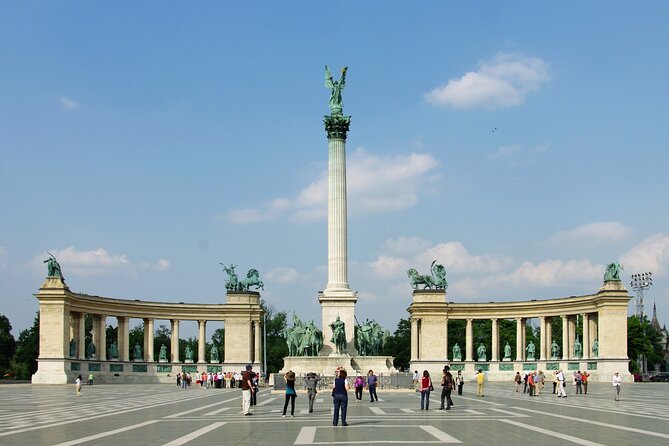 General sightseeing tour - Starting underground on Andrassy Avenue