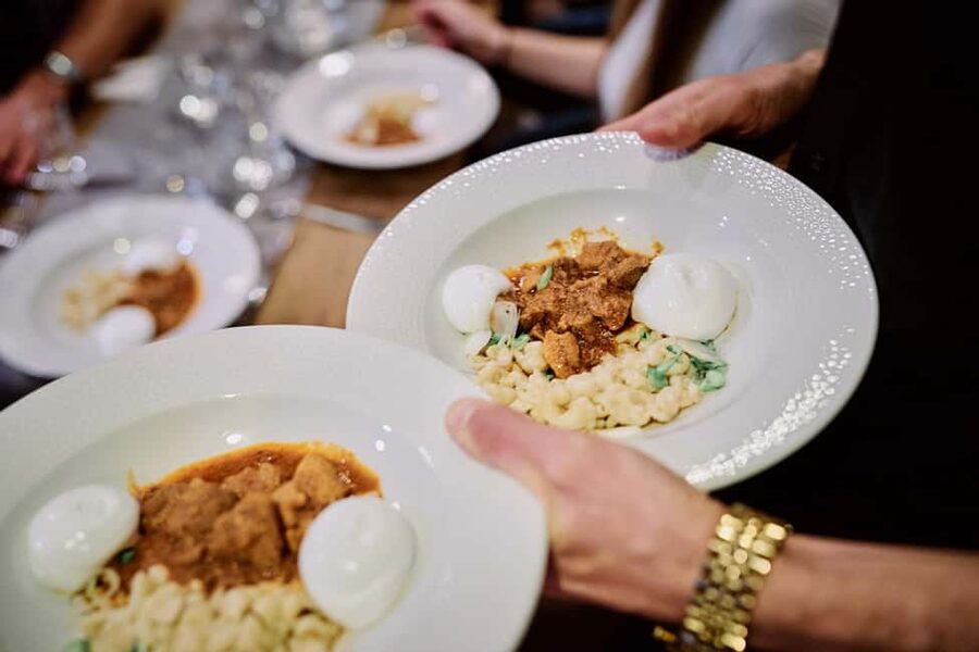 Guided Tipsy Food Tour with Drinks Included in Budapest - Walking through Budapest’s former Jewish Quarter