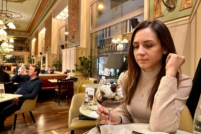 Guilty pleasures - A Budapest Dessert & Coffee House Tour - Grand coffee houses and the pleasure of sitting down