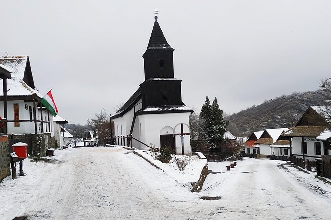 HOLLÓKŐ UNESCO World Heritage site + Eger Castle Private guided tour - Who will enjoy this countryside day trip?