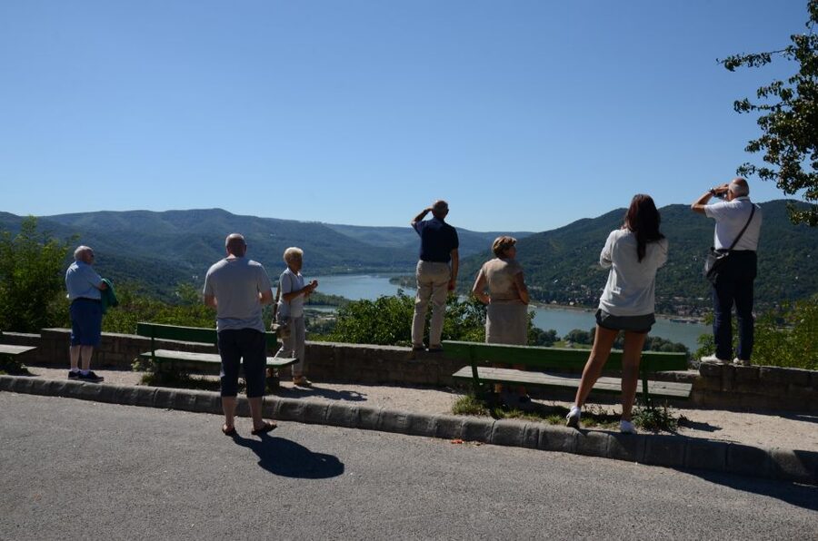 Hungary: Full-Day Private Danube Bend Tour - Szentendre’s cobbled streets and craft shops