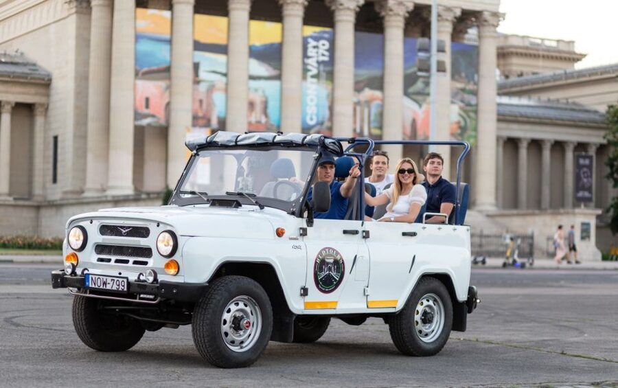Iconic Budapest tour with Classic Russian Jeep and G-Wagon - Crossing into Buda’s castle quarter