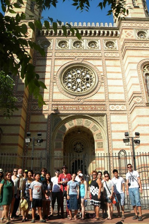 Jewish Quarter of Budapest Walking Tour - Starting by the Budapest Eye