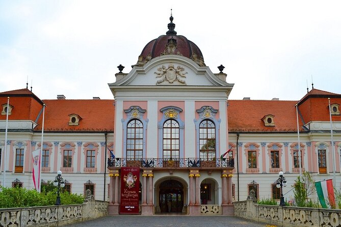 Legacy of Sissi Royal Palace of Godollo Tour with Cake and Coffee - Inside the Palace, Sissi Takes Center Stage
