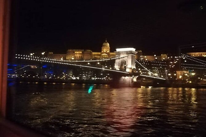 One hour Hen or Stag private party boat Budapest with unlimited beer and wine - Price and cancellation terms