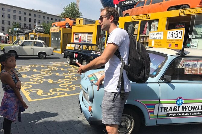 Original Budapest Alternative Street Art & Jewish Tour - What the Jewish Quarter adds to the walk