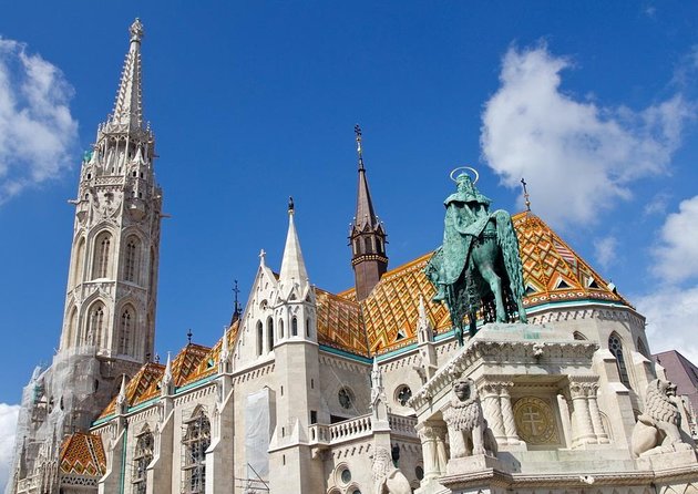 Private Buda Castle Walk with Entry to Matthias Church - Key points at a glance