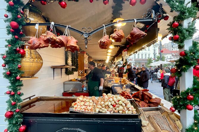 Private Budapest Christmas Market Tour with Chimney Cake & Mulled Wine - St. Stephen’s Basilica and the second half of the route