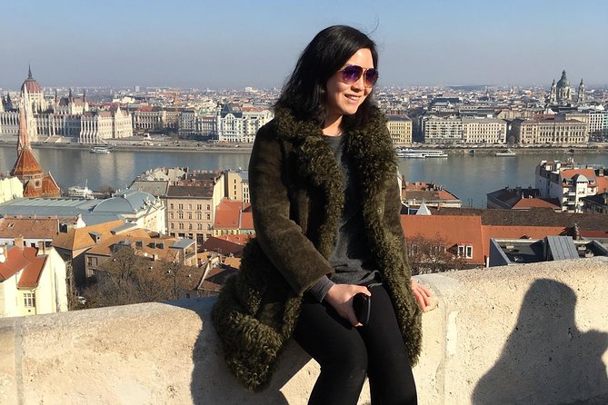 Private Budapest City Tour by Car - The Danube side, Gresham Palace, and Parliament