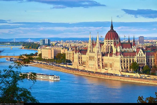 Private Budapest Sightseeing Tour: Royal Castle, Heroes Square, Chain Bridge - Why this tour works for a first look at Budapest
