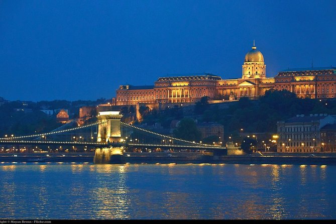 Private Budapest Sightseeing Tour: Royal Castle, Heroes Square, Chain Bridge - Gellért Hill, the Citadel, and Liberty Bridge