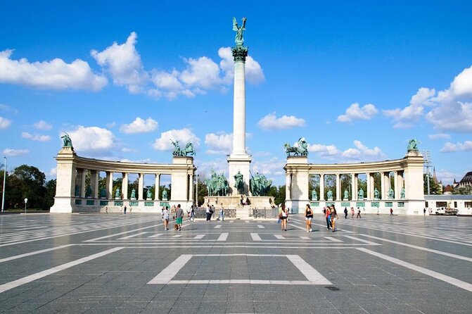 Private Café Wandering: Excursion through Budapest’s Belle Epoque - Key points at a glance