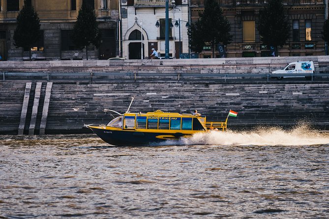 Private Danube Sightseeing Cruise in Budapest - Why the private boat format matters