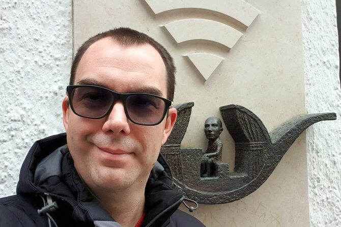 Private Family Friendly Walking Tour with Children in Budapest - Starting at Deák Ferenc tér