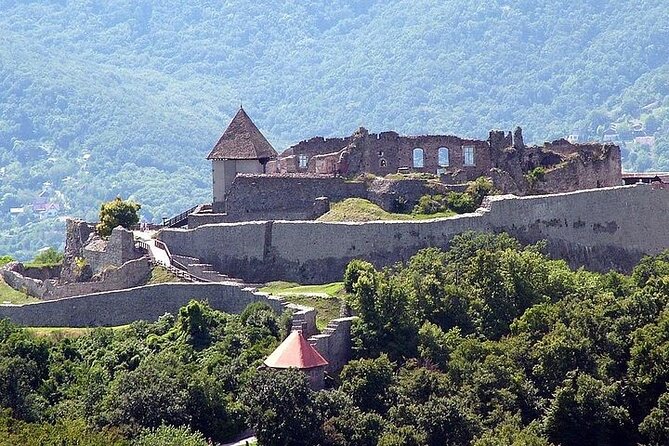 Private or SmallGroup Budapest Danube Bend Tour Lunch and Cruise - What $228.09 per person really buys