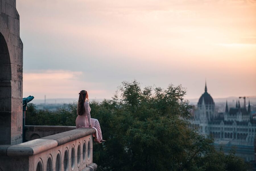Private photography photo session at Fisherman Bastion - Chain Bridge: a final change of scale